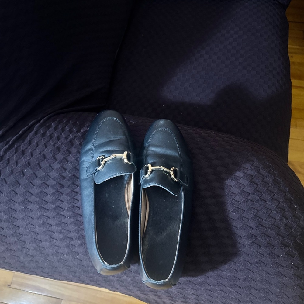 Elegant Black Loafers for Women
FREE W PURCHASE